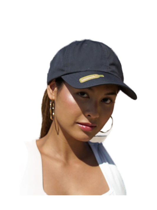 7706RS - Flexfit Recycled Poly Twill Snapback — portada con modelo