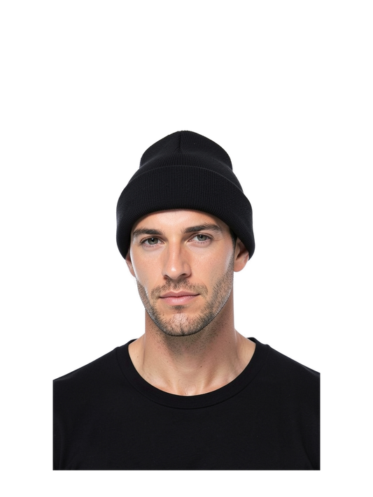 B45R - Recycled Original Cuffed Beanie — portada con modelo ajustada