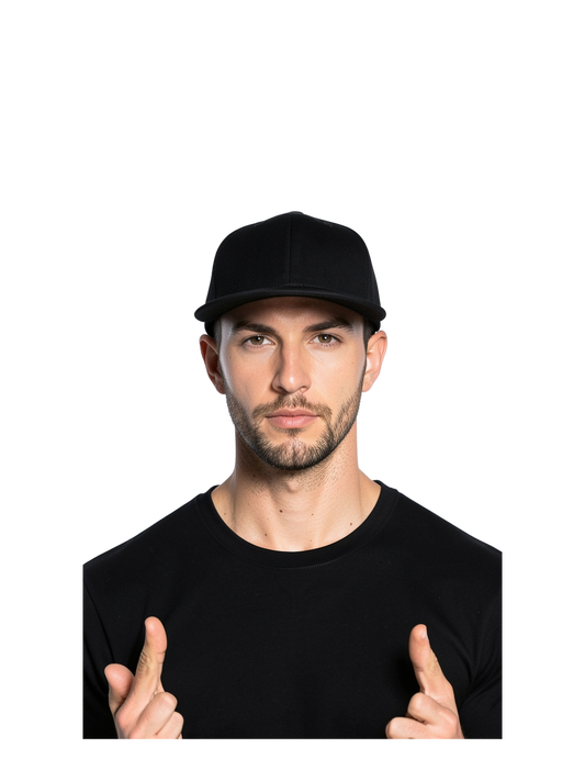 B648 - Urbanwear 6 Panel Snapback — portada con modelo ajustada