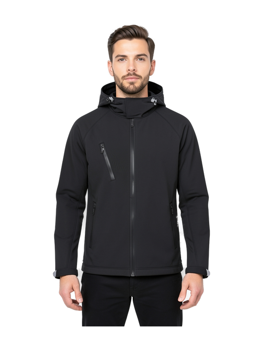 K413 - Chaqueta softshell con capucha extraíble hombre — portada con modelo