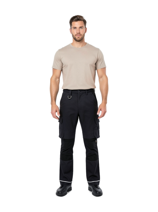 WK743 - Pantalón de trabajo performance reciclado hombre — portada con modelo